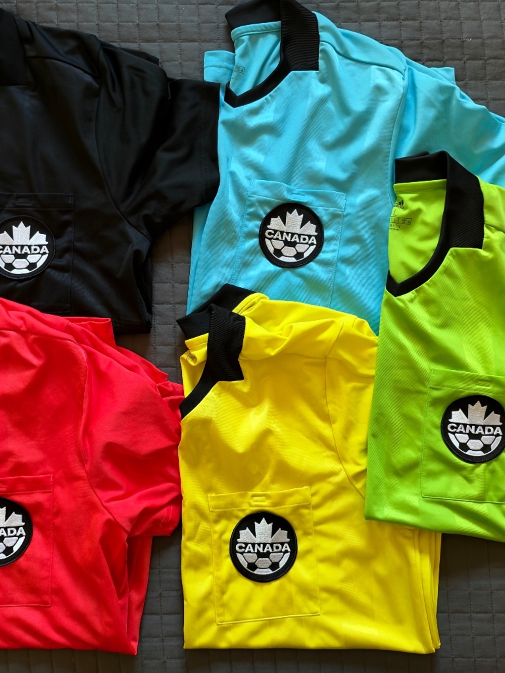Set of 5 Men's Large adidas Referee 18 Jersey